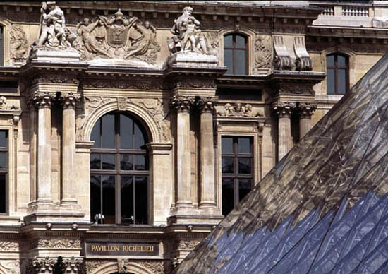 Louvre Pyramid